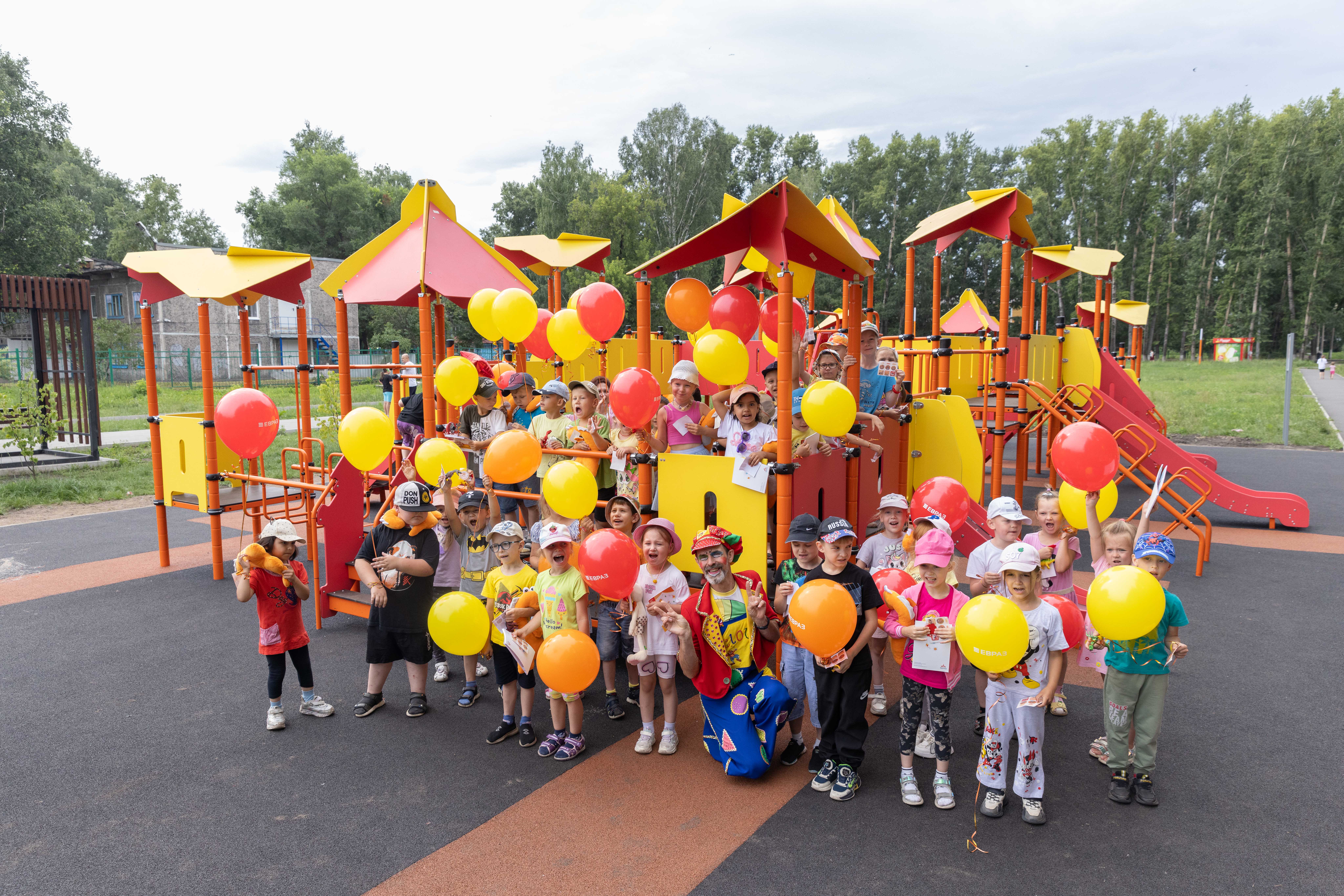 Фото - В Новокузнецке при поддержке ЕВРАЗа появился новый арт-объект